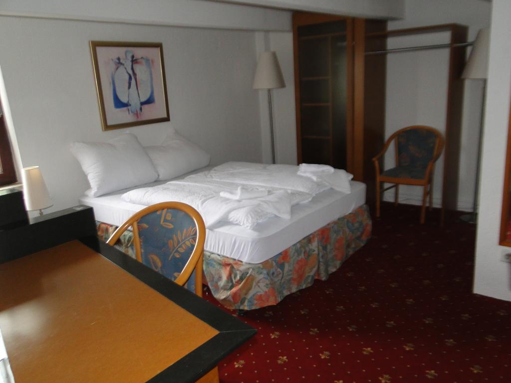 Hotel Dallgow Habitación foto