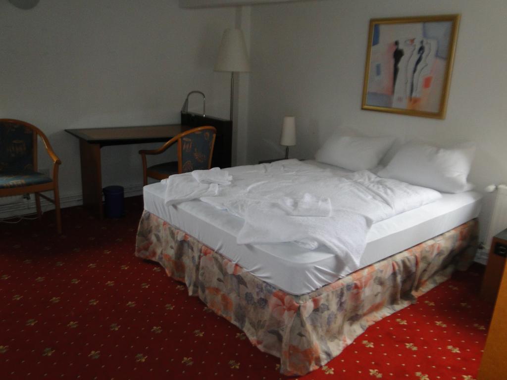 Hotel Dallgow Habitación foto