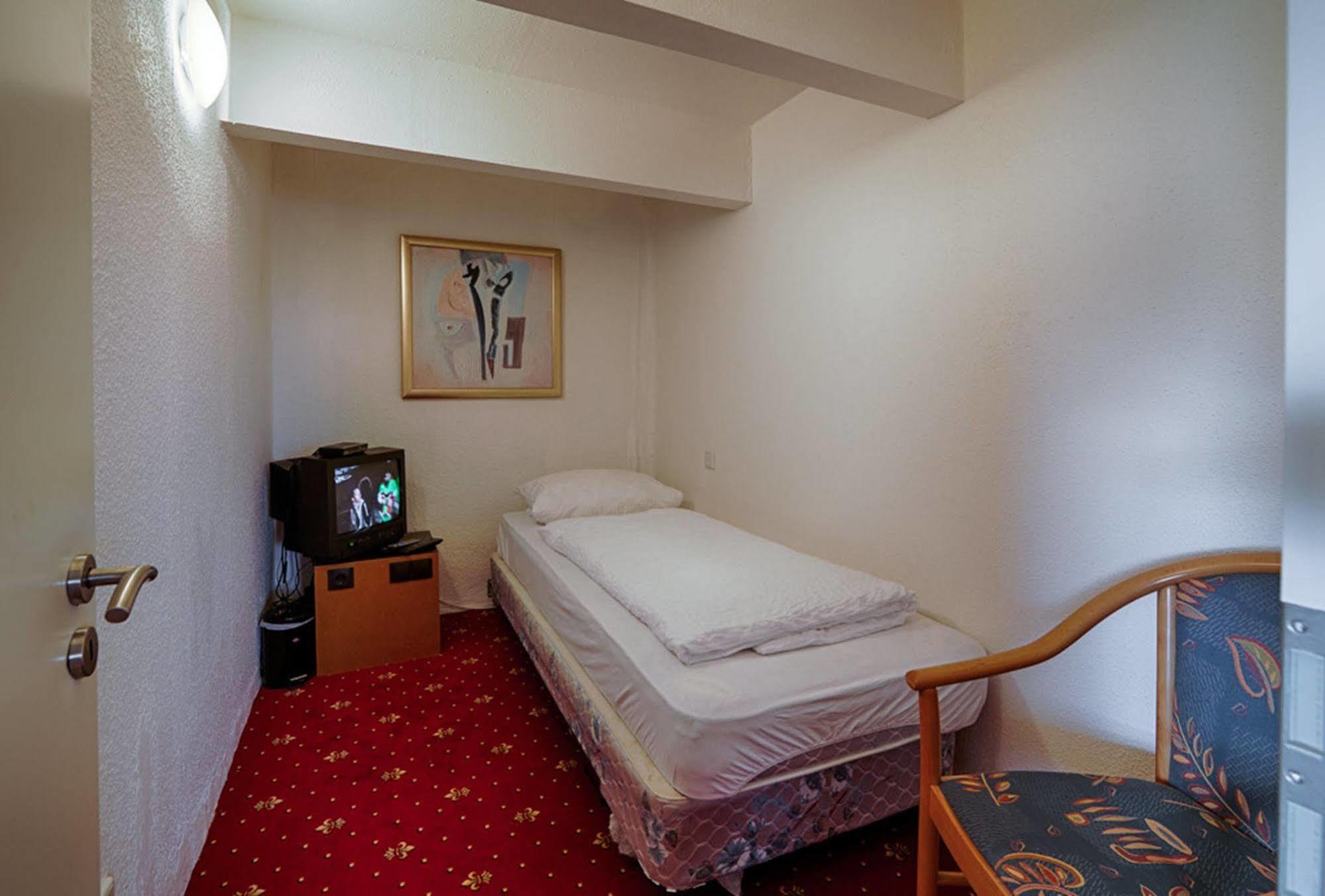 Hotel Dallgow Exterior foto
